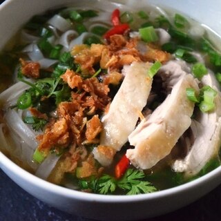 PHỞ GÀ～鶏肉のフォー